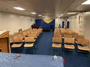 Congregational Seating on the Queen Elizabeth 11